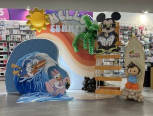 Summer balloon decorations 2025
