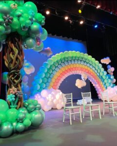 Bright and fun balloon decorations that bring happiness to guests